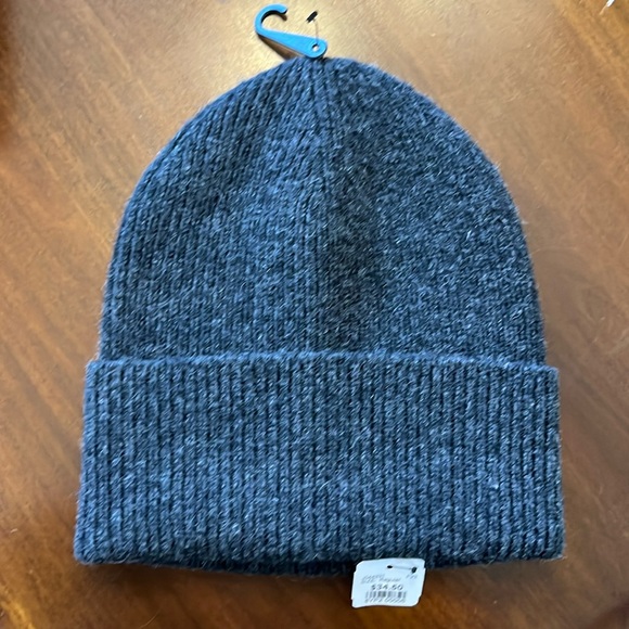 Jos. A. Bank Other - NEW Jos.A.Bank men’s dark gray wool winter beanie hat
